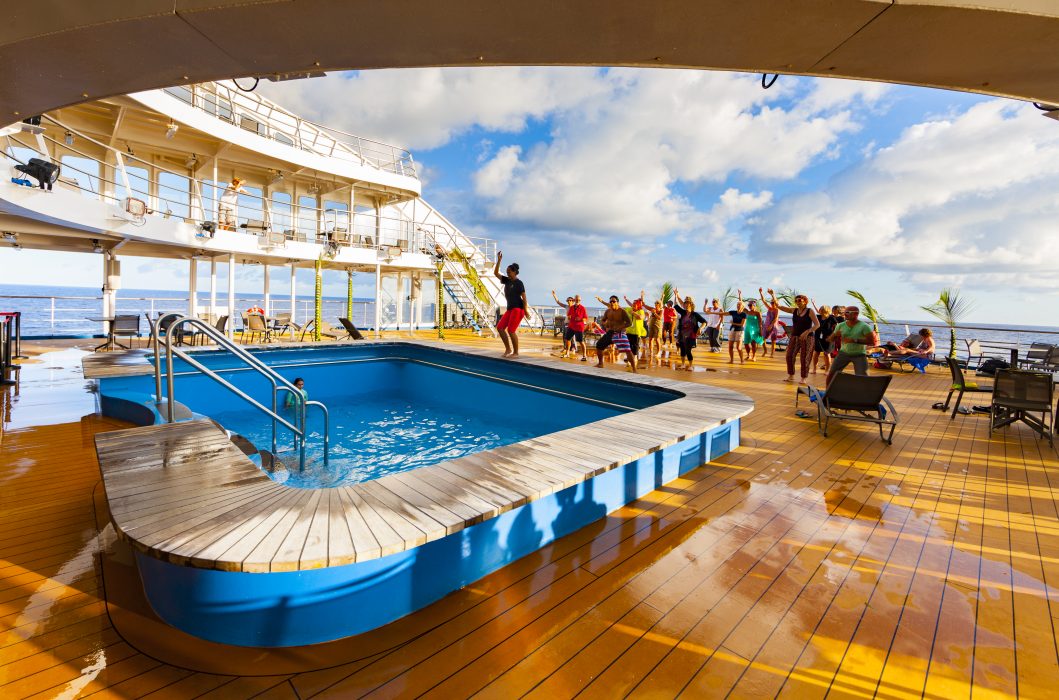 Croisiere iles marquises danse organisée par les guides