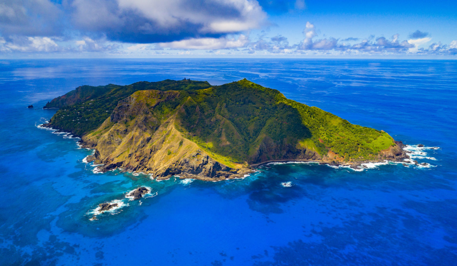 cruises visiting pitcairn island